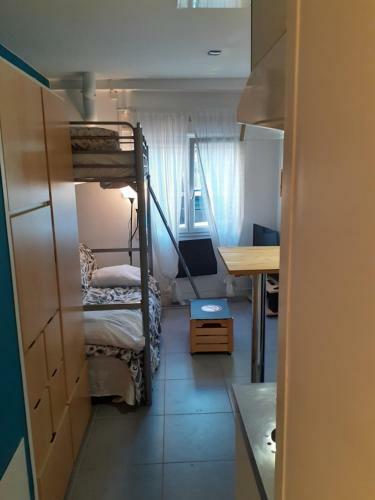 Apartamento To� Location Studio L�o Wifi Fibre Proche Centre