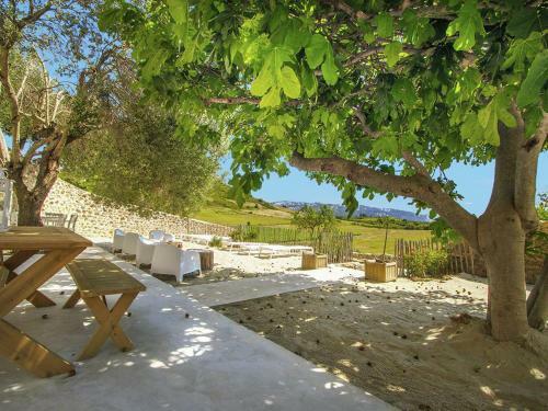 Alluring Apartment In Villes�que With Jacuzzi