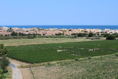 Camping La C�te Des Roses *** - Maeva