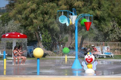 Camping La C�te Des Roses *** - Maeva