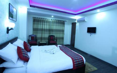 Alpine Hotel & Apartment