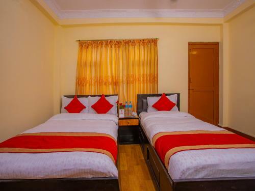 Hostal Grand Millennium Guest House