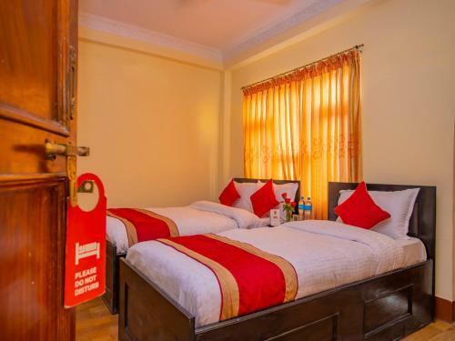Hostal Grand Millennium Guest House