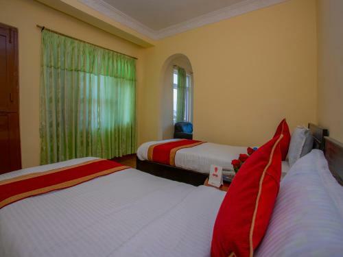 Hostal Grand Millennium Guest House