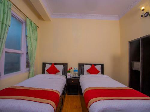 Hostal Grand Millennium Guest House