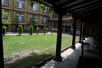 Shambaling Boutique Hotel