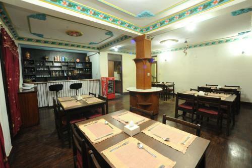 Hostal Acme Guest House