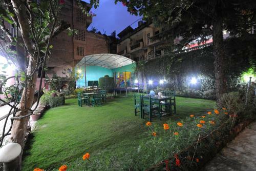 Hostal Acme Guest House