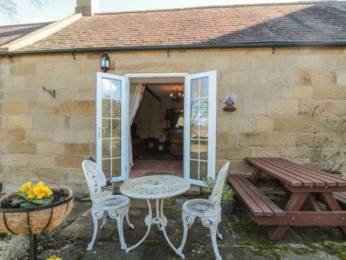 Holly Cottage
