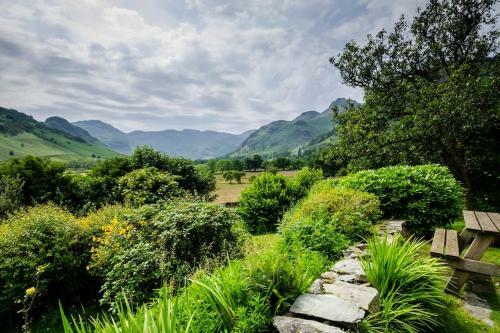 Pye Howe