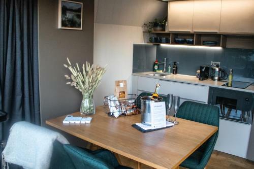 Lodge Seabeds Preview - Luxury Lookouts With Hot Tubs