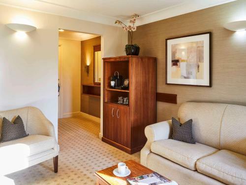 Mercure Barnsley Tankersley Manor Hotel