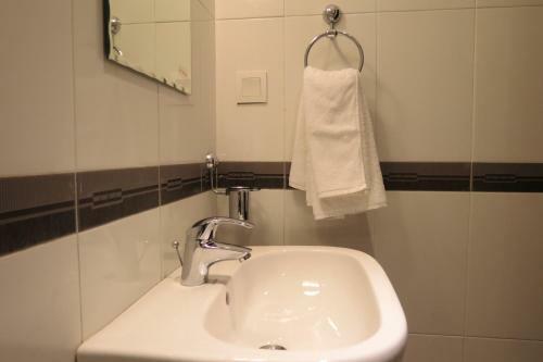 Retreat Serviced Apartment
