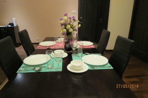 Retreat Serviced Apartment