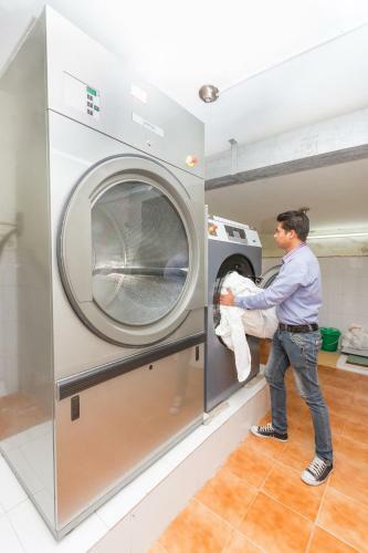 Retreat Serviced Apartment