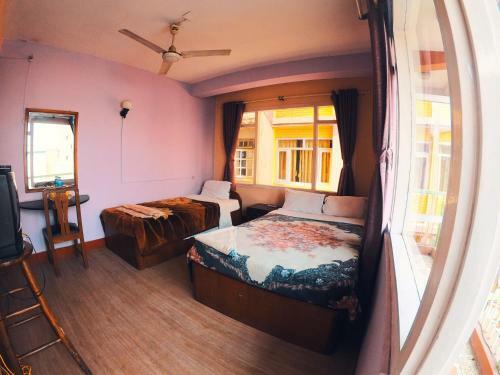 Bed & Breakfast Hotel Pokhara Peace