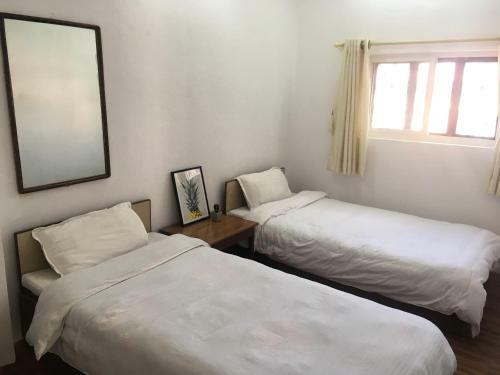 Bed & Breakfast Hotel Holy Lodge