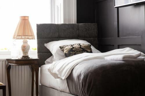 Bed & Breakfast The Warren Belfast - Unique Accommodation