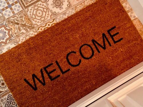 Ebor. *cosy*homli*parking*wifi*smart