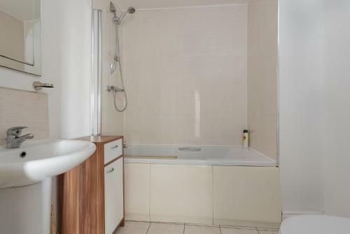 Bedford Town Centre 2 Bedroom Apartment