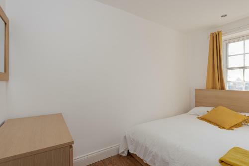 Bedford Town Centre 2 Bedroom Apartment