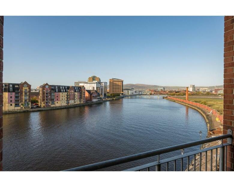Central Belfast Apartments Pottinger's Quay