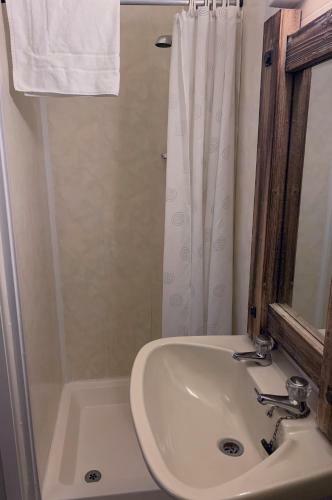 Canasta Hotel