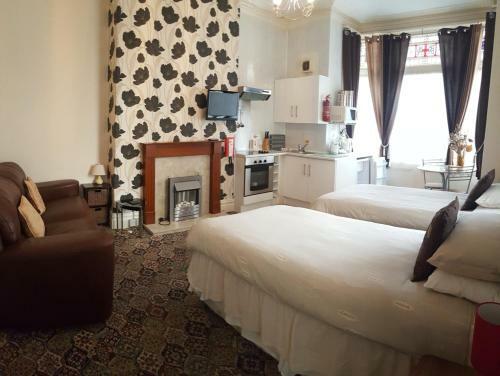 Norwyn Court Holiday Apartments