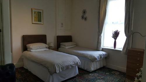 Norwyn Court Holiday Apartments