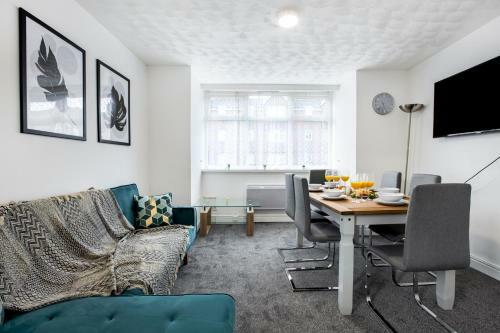 Staycation Apartments By Sasco