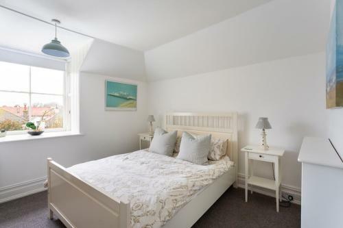 Bognor Regis Villa Sleeps 14 Wifi