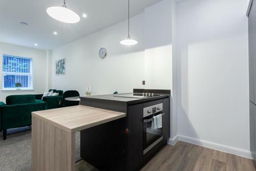 Fantastic 1 Bedroom Apartment In Bolton