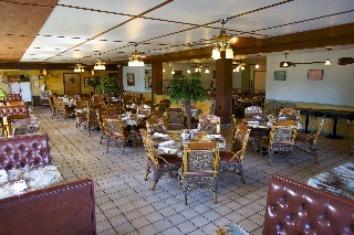 Hotel Maui Seaside (.)