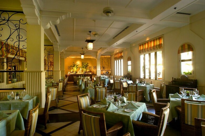Raffles Grand Hotel D'angkor