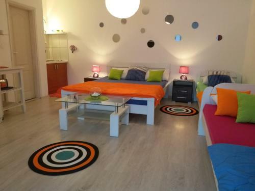 Apartments And Rooms Bumerang