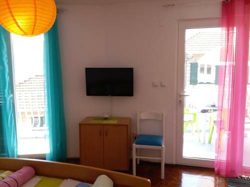 Apartments And Rooms Bumerang