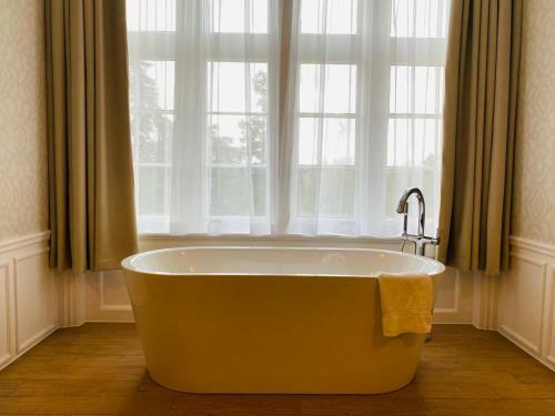 Hotel Easthampstead Park - Re Opened Nov2020 After Full Redesign And Refurbishment