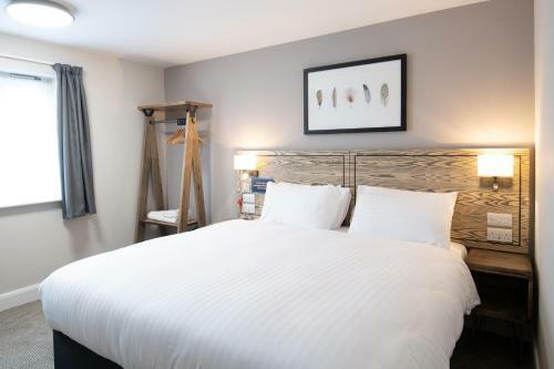 Hotel Paisley Pear, Brackley By Marston's Inns