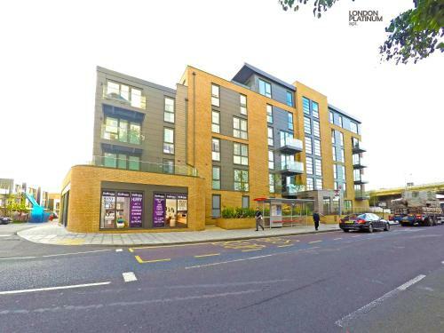 West Side Apartments -brentford, London