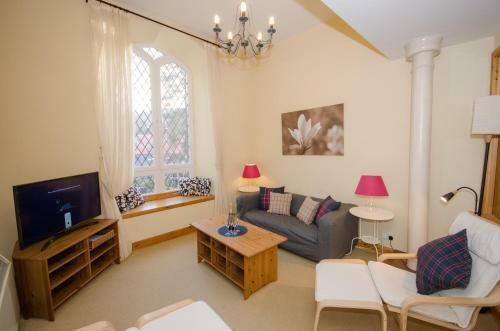 Braemar Apartment