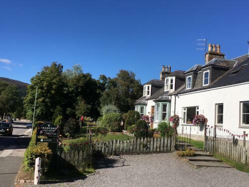 Bed & Breakfast Cranford Guest House