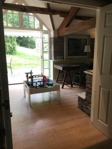 Beautiful 6-bed Home In Brecon