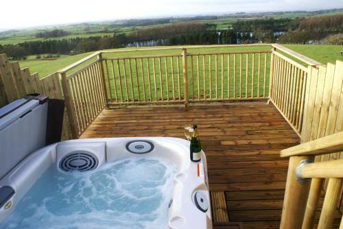Gill Cottage Hot Tub