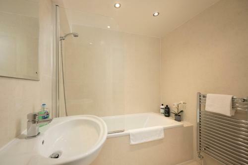 Trafalgar House Apartment Two