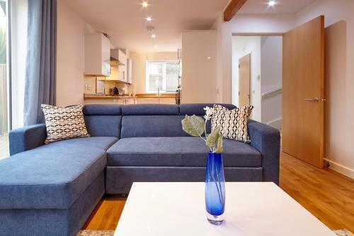 Savoy Court - Your Apartment