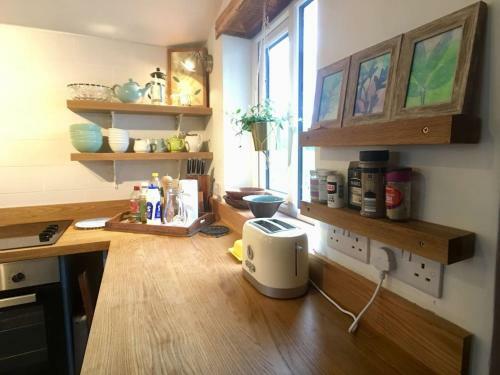 Mycityhaven - The Siston Cottage