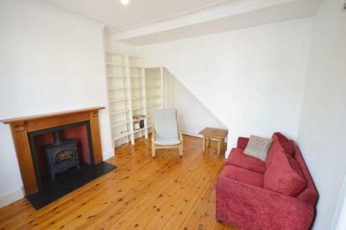 2 Bed Home - Gloucester Road