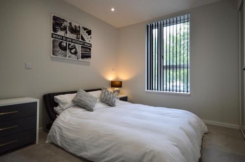 A Brand New Modern 2-bed Apartment In Bedminster