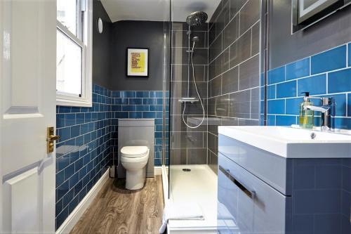 The Sunningdale - Your Apartment