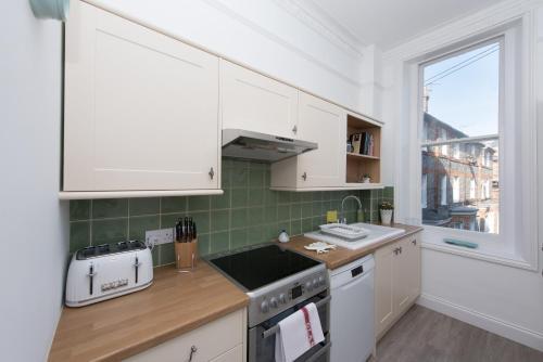 Apartamento Fantastic Sea View, 1 Bed Sleeps 4